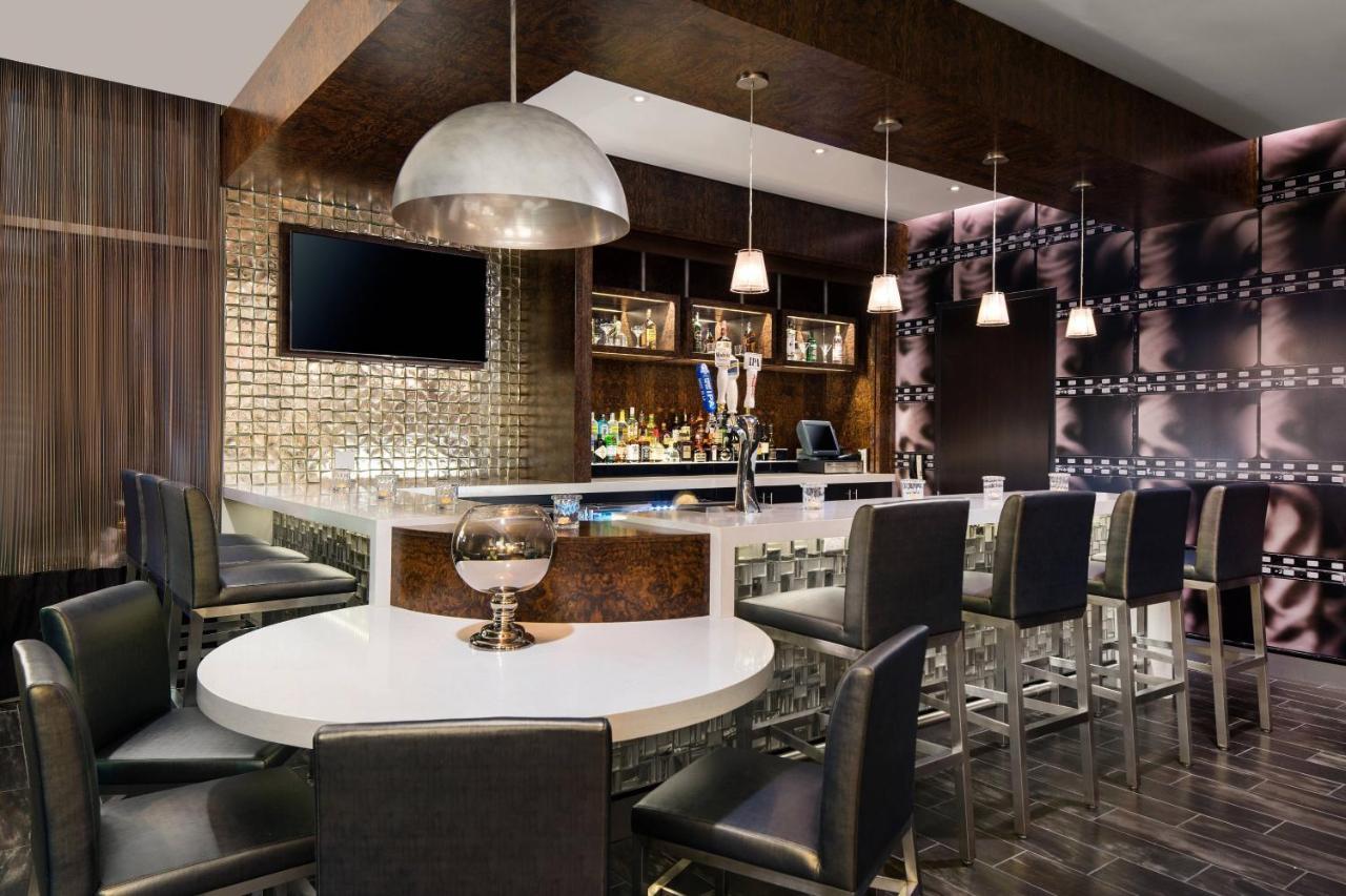Springhill Suites By Marriott Los Angeles Burbank/Downtown Dış mekan fotoğraf