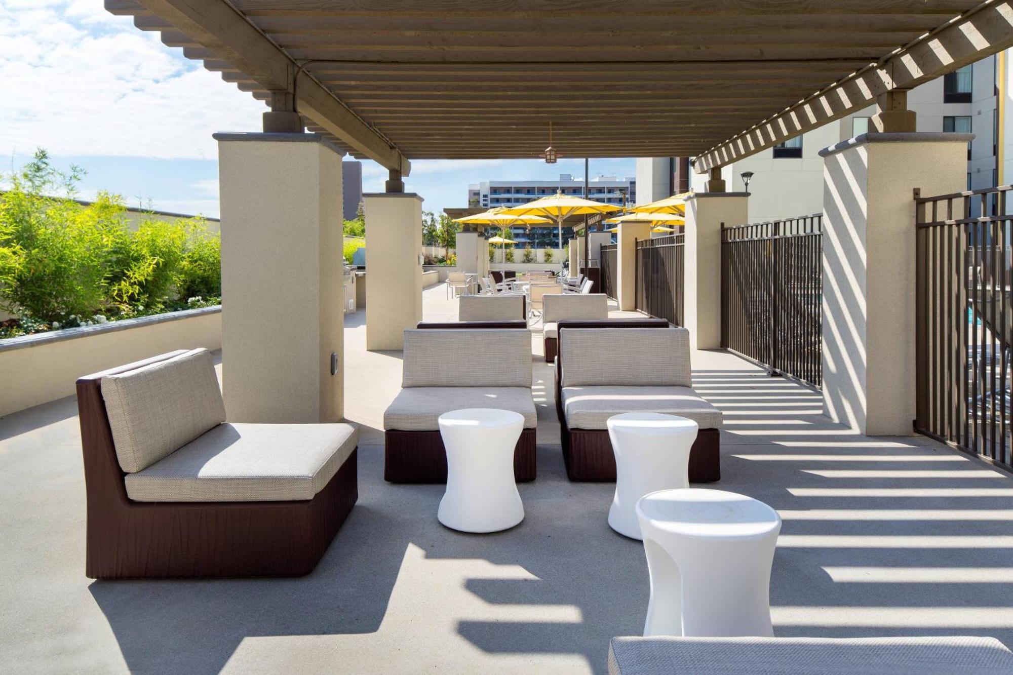 Springhill Suites By Marriott Los Angeles Burbank/Downtown Dış mekan fotoğraf