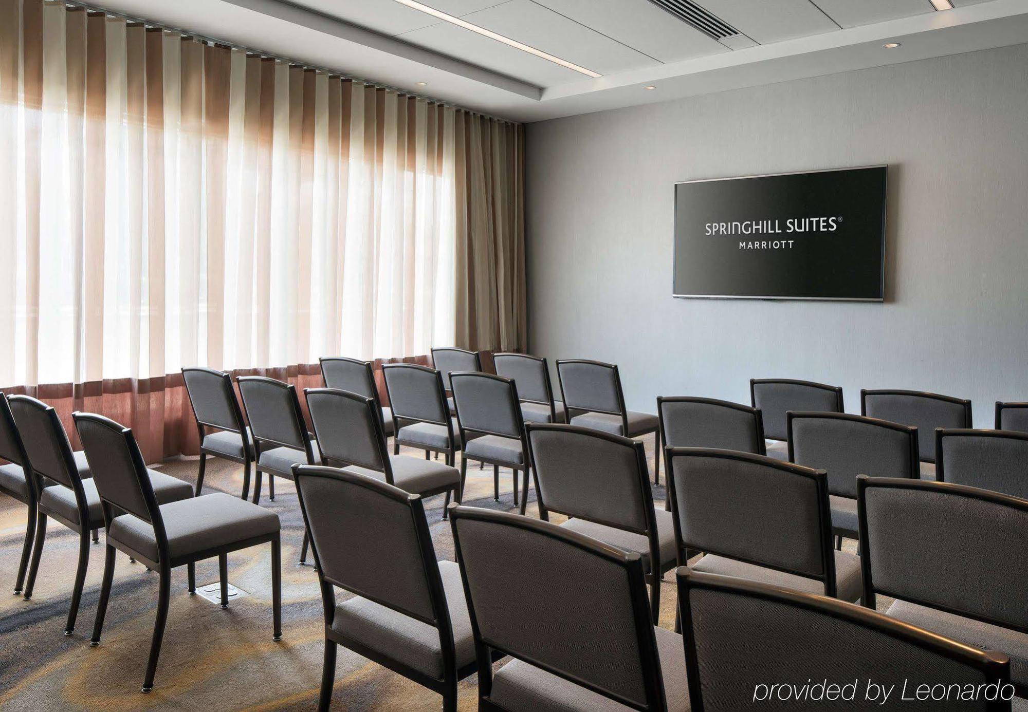 Springhill Suites By Marriott Los Angeles Burbank/Downtown Dış mekan fotoğraf